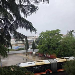 RIJEKA, TURNIĆ - stan potpuno adaptiran 70m2, DB+1S, 2.kat s pogledom na more 