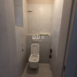 RIJEKA, TURNIĆ - stan potpuno adaptiran 70m2, DB+1S, 2.kat s pogledom na more 