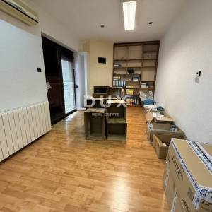 RIJEKA, ZAMET - Stambeno poslovna kuća