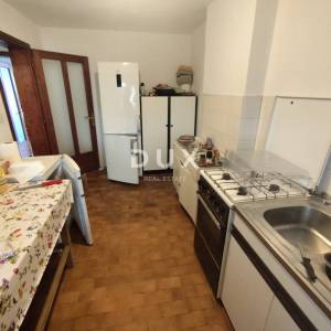 ROGOZNICA, STUPIN ČELINE - Samostojeća kuća 200 m od mora
