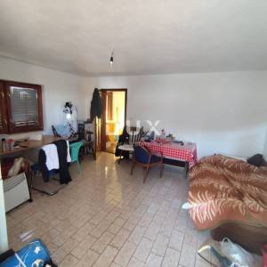 ROGOZNICA, STUPIN ČELINE - Samostojeća kuća 200 m od mora