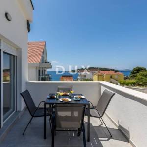 ROGOZNICA, ZEČEVO – Nova apartmanska zgrada s 5 jedinica, 90 m od mora