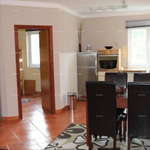 Rovinj – prizemni stan s vrtom, 60 m²