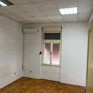 ROVINJ – prodaja stana s pogledom na more, garažom i parkirnim mjestom.