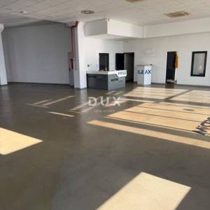 SAMOBOR - Poslovni prostor 250 m² top lokacija
