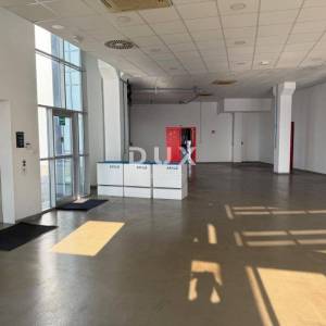 SAMOBOR - Poslovni prostor 250 m² top lokacija