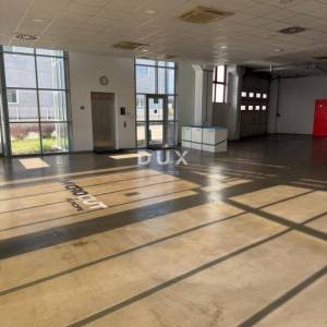SAMOBOR - Poslovni prostor 350 m² top lokacija