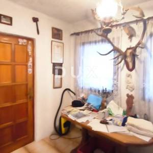 SAMOBOR, VRHOVČAK - Jedinstvena prilika s panoramskim pogledom!