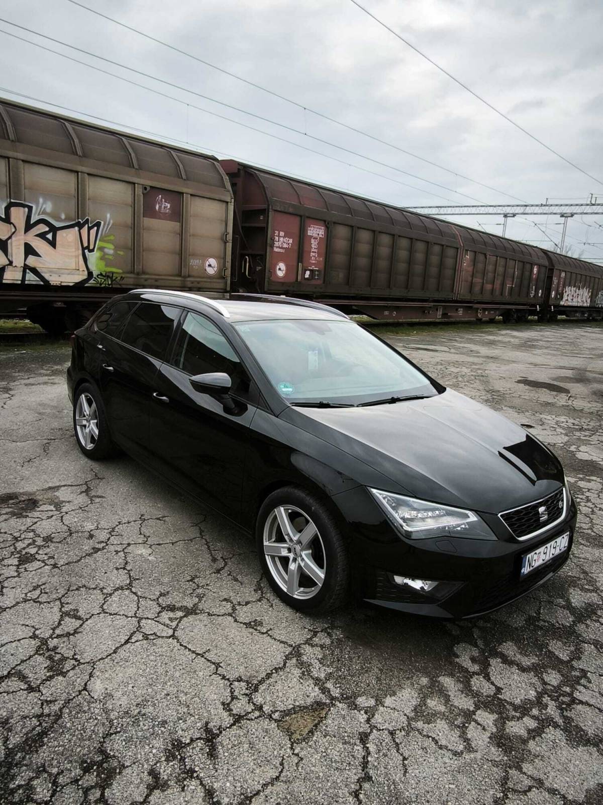 Seat Leon Fr oprema 2.0 TDI 184 KS ,Dsg mjenjač
