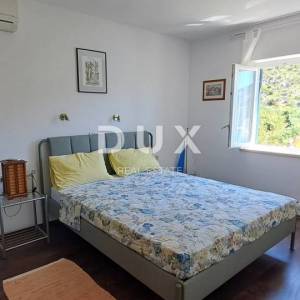 SENJ, DONJA KLADA - Kuća prvi red do mora, idealna za odmor 