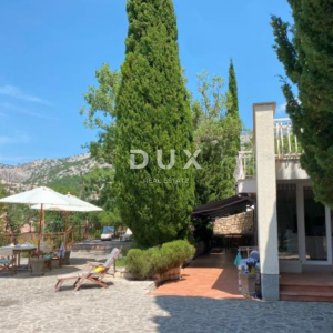 SENJ, OKOLICA - Ekskluzivna rezidencija u prvom redu do mora