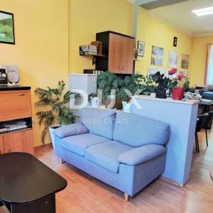 SENJ - Poslovni prostor s potencijalom  od 50,52 m2 u blizi centra