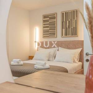 ŠIBENIK, BILICE – Novogradnja s bazenom 8x4 na parceli 1000 m²