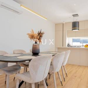 ŠIBENIK, BILICE – Novogradnja s bazenom 8x4 na parceli 1000 m²