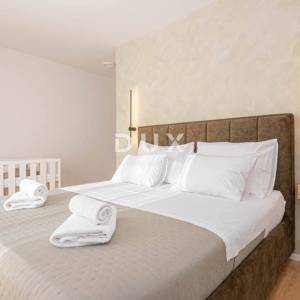 ŠIBENIK, BILICE – Novogradnja s bazenom 8x4 na parceli 1000 m²