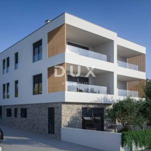 ŠIBENIK, BRODARICA – 1. red uz more, pogled, terasa, NOVOGRADNJA