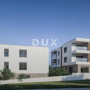 ŠIBENIK, BRODARICA – 2. red uz more, 67 m² vanjskog prostora, NOVOGRADNJA!