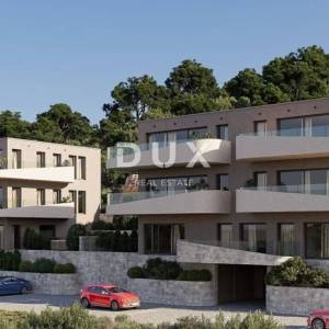 ŠIBENIK, BRODARICA - Moderna novogradnja s pogledom na Krapanj
