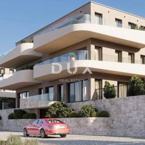 ŠIBENIK, BRODARICA - Moderna novogradnja s pogledom na Krapanj