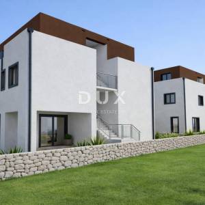 ŠIBENIK, BRODARICA – NOVOGRADNJA, terasa 15 m² i garaža, 270 m od mora