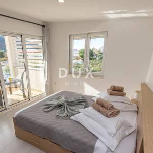 ŠIBENIK OKOLICA, GREBAŠTICA – Mini hotel prvi red do mora s bazenom i restoranom