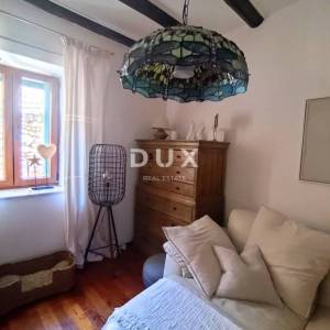 ŠIBENIK, STARI GRAD - Obnovljena kamena kuća 151 m²