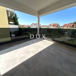 ŠIBENIK, VODICE – Dvosoban stan s 2 velike terase (25 m²), NOVOGRADNJA