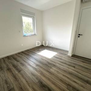 ŠIBENIK, VODICE – Dvosoban stan s 2 velike terase (25 m²), NOVOGRADNJA