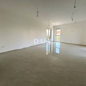 ŠIBENIK, VODICE – Dvosoban stan s 2 velike terase (25 m²), NOVOGRADNJA