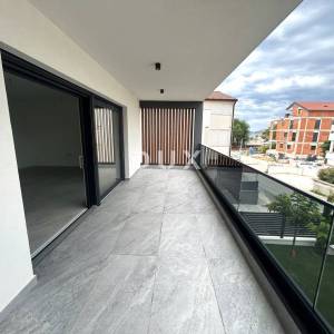 ŠIBENIK, VODICE – Luksuzan stan u novogradnji S7