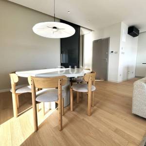 ŠIBENIK, ŽABORIĆ - Dizajnerski penthouse 1.red uz more