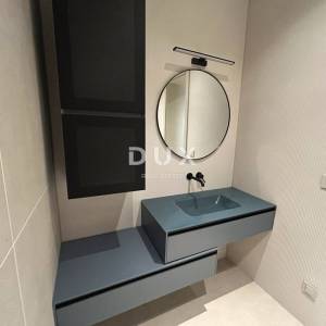 ŠIBENIK, ŽABORIĆ - Dizajnerski penthouse 1.red uz more