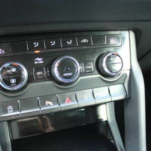 Škoda Karoq 1.5 TSi -nije uvoz reg 3/2027