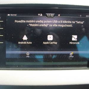 Škoda Karoq 2.0 TDi DSG Style *NAVIGACIJA,KAMERA*