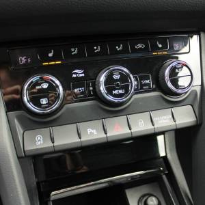 Škoda Kodiaq 2.0 TDi DSG 4x4 Premium 200ks *LED,NAVIGACIJA,KAMERA*