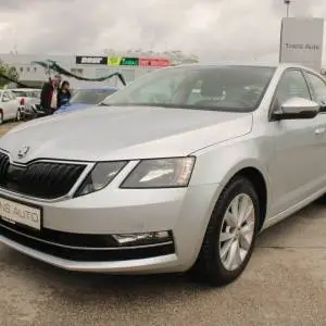 Škoda Octavia 2.0 TDi 150ks *NAVIGACIJA - nije uvoz