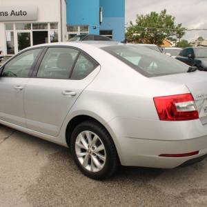 Škoda Octavia 2.0 TDi 150ks *NAVIGACIJA - nije uvoz