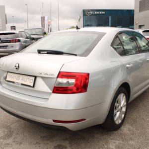 Škoda Octavia 2.0 TDi 150ks *NAVIGACIJA - nije uvoz