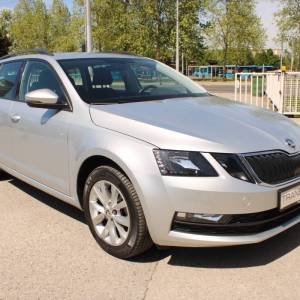 Škoda Octavia Combi 2.0 TDi DSG *NAVIGACIJA*