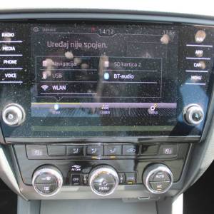 Škoda Octavia Combi 2.0 TDi DSG *NAVIGACIJA*