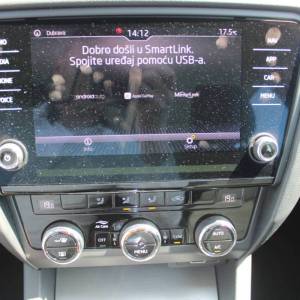 Škoda Octavia Combi 2.0 TDi DSG *NAVIGACIJA*