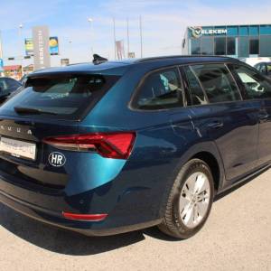 Škoda Octavia Combi 2.0 TDi DSG *NAVIGACIJA*