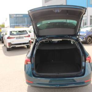 Škoda Octavia Combi 2.0 TDi DSG *LED, NAVIGACIJA*