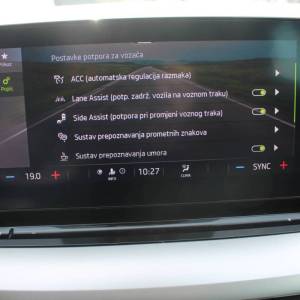 Škoda Octavia Combi 2.0 TDi DSG *LED, NAVIGACIJA*