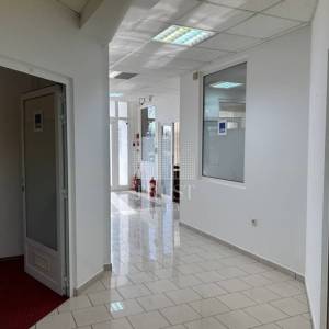 ŠKURINJE, poslovni prostor za prodaju 