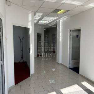 ŠKURINJE, poslovni prostor za prodaju 