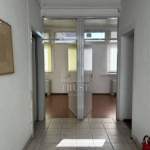 ŠKURINJE, poslovni prostor za prodaju