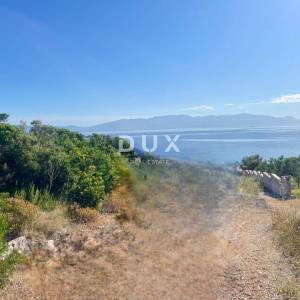 ŠOLTA - građevinsko zemljište 1970m2 PRVI RED DO MORA!!! s prekrasnim pogledom na more za apartmane/ obiteljsku villu/ villu za...