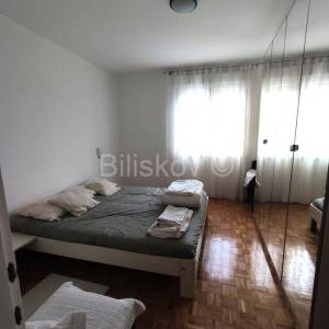 Split Bol dugoročan najam 2 sobe
