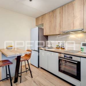 Split centar (Dobri) – 2 apartmana u jednom stanu / vrhunska investicija u srcu 